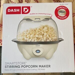 DASH Popcorn Maker with Cream Finish